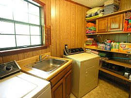 Spacious House Near River in Apalachicola, FL (Photo 2 of 2)