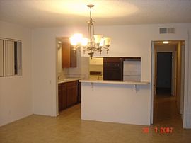 2BDRM NEAR THE BEACH! MOVE-IN SPECIAL! in Long Beach, CA