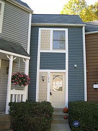 2 BR 2.5 BA 3 LEVEL TOWNHOUSE! in Reston, VA