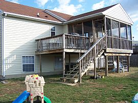 Single Family Home with Inground Pool in Middle River, MD (Photo 6 of 6)