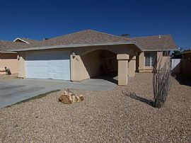Nice home near golfcourse in Kingman, AZ