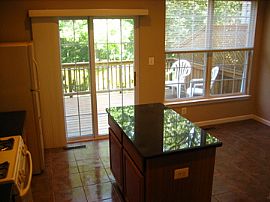 Gorgeous Townhouse Inside Beltway!!!! in Alexandria, VA (Photo 3 of 6)