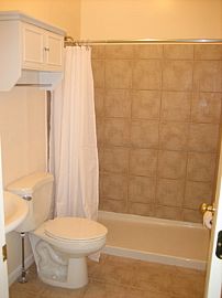 Gorgeous Townhouse Inside Beltway!!!! in Alexandria, VA (Photo 6 of 6)