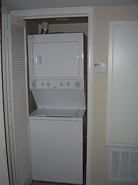 1 BR CONDO - GREAT AREA AND AMENITIES! in Corona, CA (Photo 4 of 6)