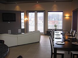 New Jumbo Size Studio in Renton, WA (Photo 3 of 5)