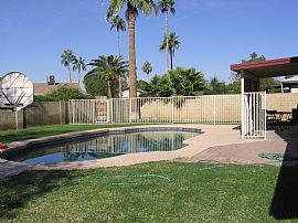 Nice 3bed in great Tempe location in Tempe, AZ (Photo 3 of 3)