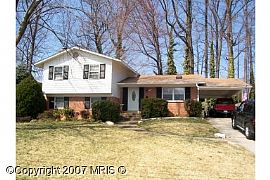Brick House in a Beautiful Community in Fairfax, VA