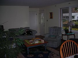 3 Bedroom Furnished Home in Andover, MA (Photo 3 of 4)