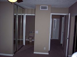 *2/2.5 Overlooking Lake in Boca Raton, FL (Photo 5 of 6)