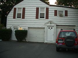 3 BEDROOM APARTMENT IN CEDARHURST in Cedarhurst, NY