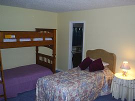 Townhouse in great location in North Myrtle Beach, SC (Photo 5 of 6)