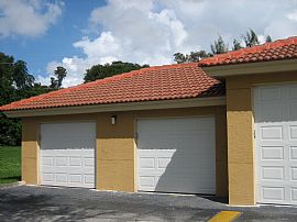 Spacious 1 bedroom/1 bath Plus Garage! in West Palm Beach, FL (Photo 6 of 6)