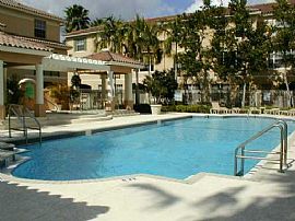 Luxurious Townhome in Sunrise  in Sunrise, FL (Photo 5 of 6)