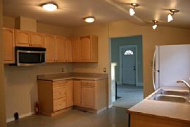 Amazing place to call HOME....Lease to o in Portland, OR