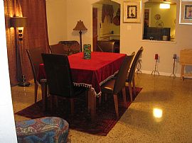 Lovely 3/2 Near beaches and parks! in Saint Petersburg, FL (Photo 3 of 6)