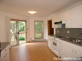 GORGEOUS 4,000 SQUARE FOOT HOME in South Huntington, NY (Photo 4 of 6)