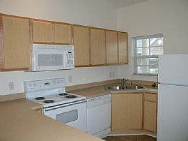 Nearly New Brick Townhome in Wilmington, NC (Photo 2 of 6)