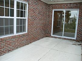 Nearly New Brick Townhome in Wilmington, NC (Photo 6 of 6)