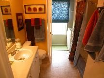 STEP INTO A WORLD OF BEAUTIFULLY DESIGNE in Kent, WA (Photo 3 of 6)