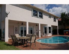 Stunning Single Family Home in Weston, FL (Photo 4 of 6)