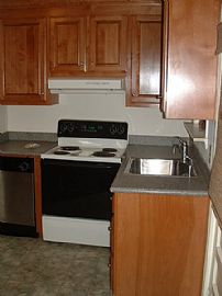 Row House in Historic area in Newport News, VA (Photo 3 of 6)