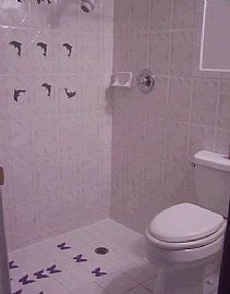 4/2 Famliy Hollywood Home in Hollywood, FL (Photo 4 of 5)