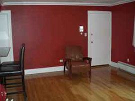 STUNNING CONDO in Oak Park, IL (Photo 5 of 6)