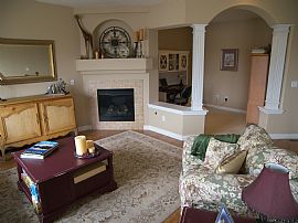 EXECUTIVE TOWNHOME IN LITTLETON in Littleton, CO (Photo 2 of 6)