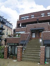 2br - Beautiful Large 2bdr/2.5 Bath Dupl in Chicago, IL