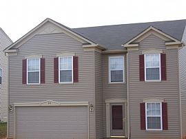 NEW SPACIOUS HOME AVAILABLE in Charlotte, NC