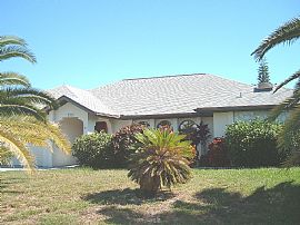 3 bedroom home on Freshwater Canal! in Port Charlotte, FL