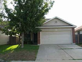 Wonderful 2 Story Home in Pflugerville, TX (Photo 2 of 5)