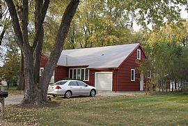 Oakbrook Terrace single family in Oakbrook Terrace, IL
