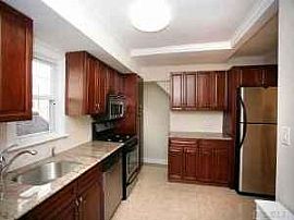 ELEGANT & SOPHISTICATED in Rockville Centre, NY