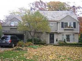 BEST RENTAL HOUSE in Lakewood, OH