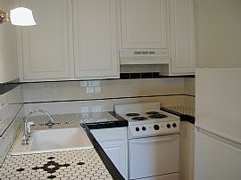 Chic Northwest Cond0 in Portland, OR (Photo 4 of 5)