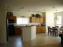 Great Family Home in Family Neighborhood in Mesa, AZ (Photo 2 of 6)