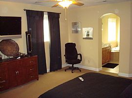 Custom Home in Canyon Lake, CA (Photo 4 of 5)