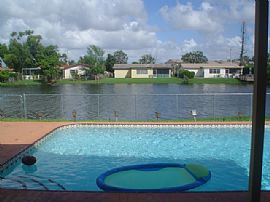 3/2 WATERFRONT HOME WITH POOL in Sunrise, FL