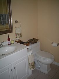 3/2 WATERFRONT HOME WITH POOL in Sunrise, FL (Photo 5 of 6)