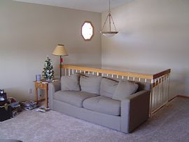Nice Clean Townhome in Maple Grove, MN (Photo 1 of 4)