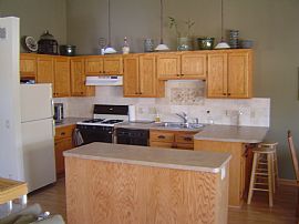 Nice Clean Townhome in Maple Grove, MN