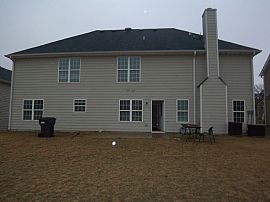 Huge Newer Home in McDonough, GA (Photo 2 of 6)