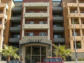 Luxury Condo at Affordable Rent-Upgraded in Long Beach, CA