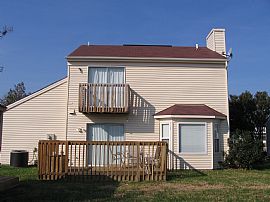 Beautiful Lakefront Home in Virginia Beach, VA (Photo 2 of 6)