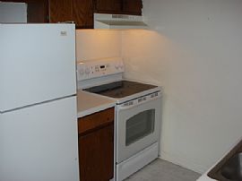 2 BR APT. Close to Norfolk Naval Base in Norfolk, VA (Photo 2 of 4)