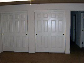 Cute 3 Bedroom only 4 Years Old in Tulare, CA (Photo 2 of 5)