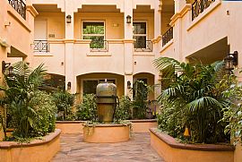 Brand New Tuscan Style Condo  in Pacific Palisades, CA (Photo 3 of 4)