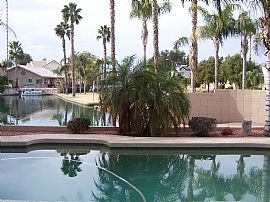 Luxurious lakefront home 5 br 3 ba 3 car in Gilbert, AZ (Photo 3 of 6)