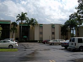 Emerald Hills Golf Course Condo in Hollywood, FL